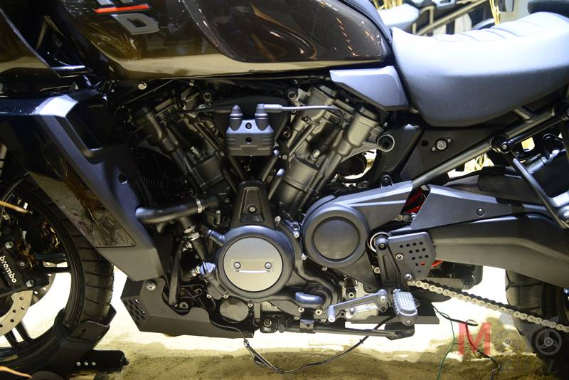 Khối động cơ 1250 V-twin trên Harley-Davidson Pan America 1250 2021
