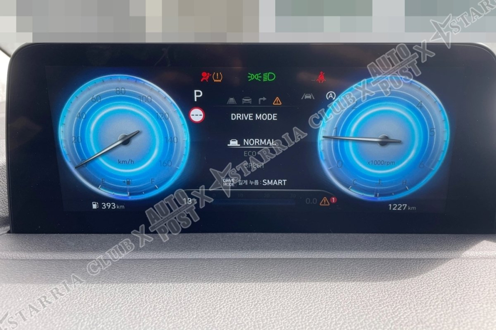 Bảng đồng hồ kỹ thuật số của Hyundai Staria 2021