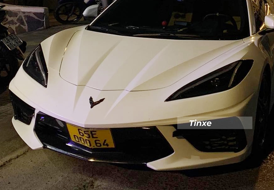 Chevrolet Corvette Stingray 2LT thế hệ thứ 8 có tốc độ tối đa 300 km/h