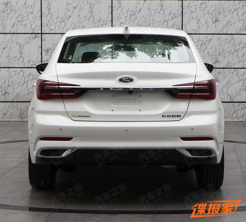 Ford Escort 2021 được bổ sung đèn hậu mới