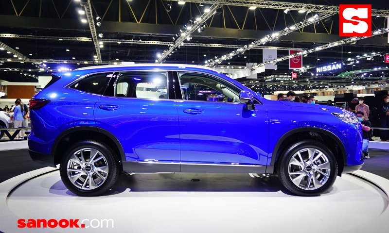 Haval H6 Hybrid 2021 có kích thước khá lớn trong phân khúc SUV cỡ C