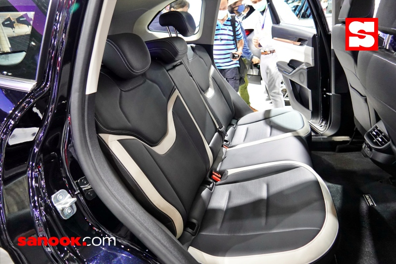 Hàng ghế sau của Haval H6 Hybrid 2021