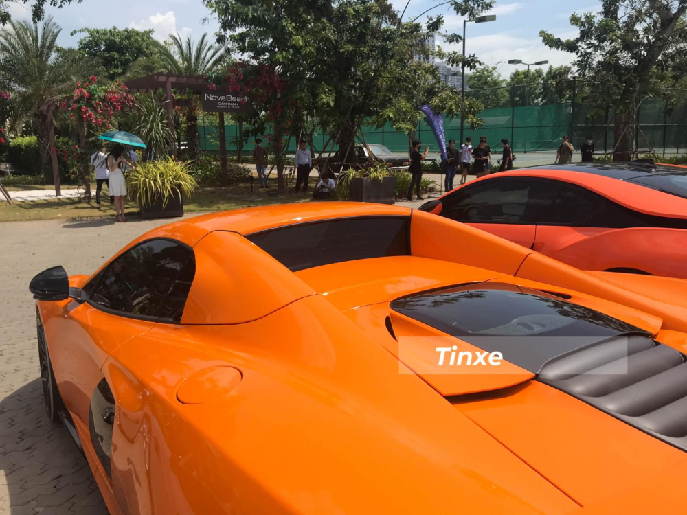 McLaren 650S Spider sở hữu mui xếp cứng