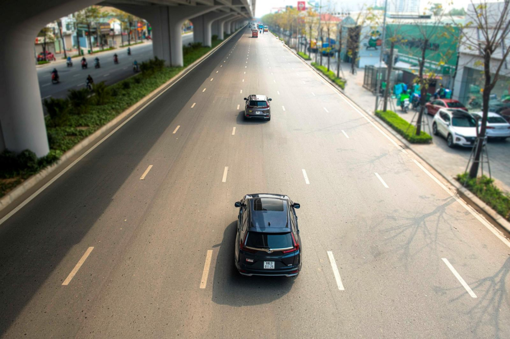 Honda Sensing là gói công nghệ an toàn với nhiều tính năng hiện đại, xuất hiện trên cả 3 phiên bản của Honda CR-V 2020.