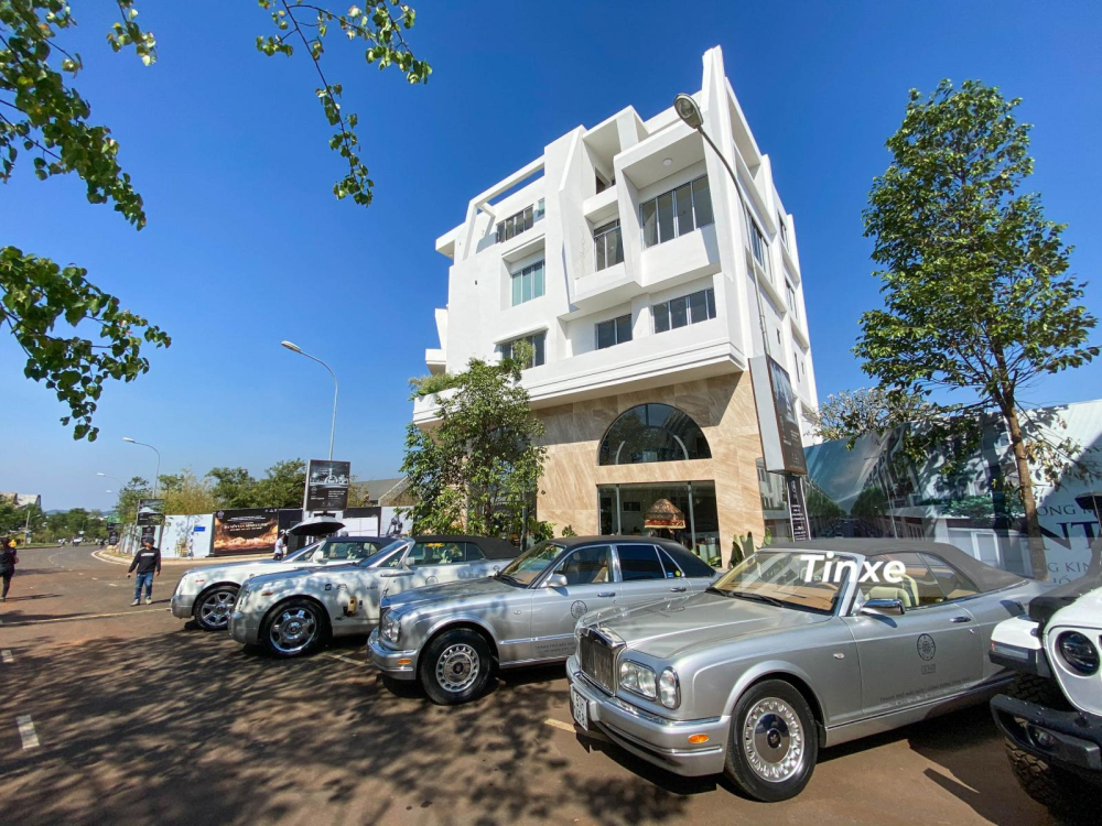 Ông Đặng Lê Nguyên Vũ chính là người có bộ sưu tập Rolls-Royce đỉnh nhất Việt Nam