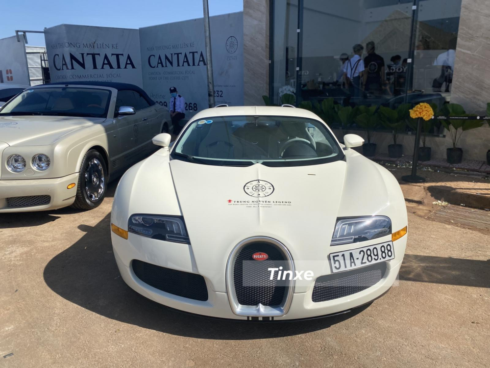 Bugatti Veyron độc nhất Việt Nam đã được trang bị đèn pha của phiên bản Bugatti Veyron Super Sport