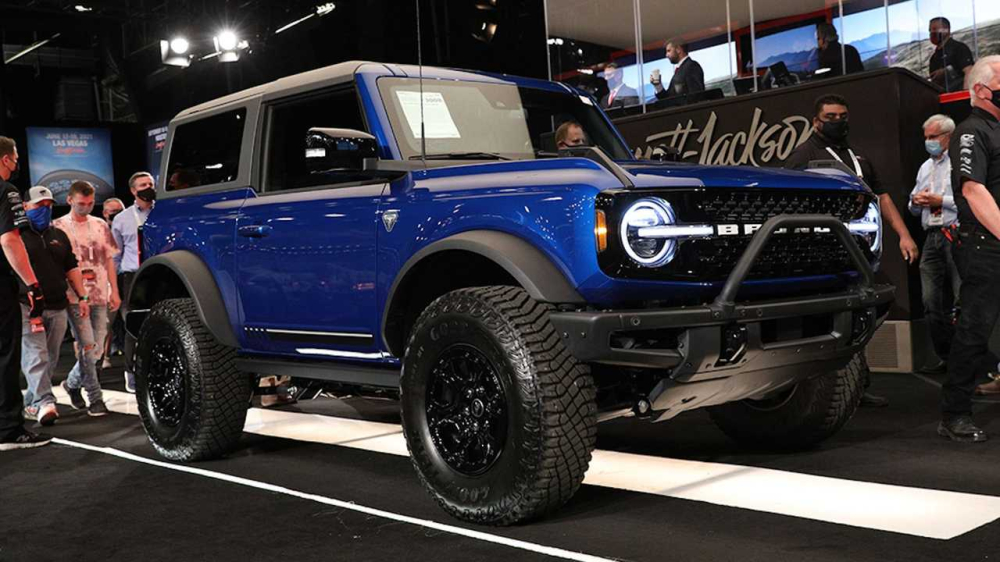 Chiếc Ford Bronco 2021 mã VIN 001 đã được bán đấu giá 1.075.000 USD