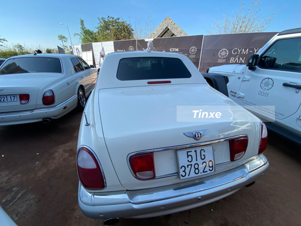 Thiết kế đuôi xe Bentley Arnage