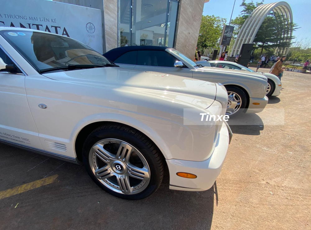 Bentley Brooklands Coupe là chiếc xe 2 cửa rất đắt đỏ lúc mới ra mắt
