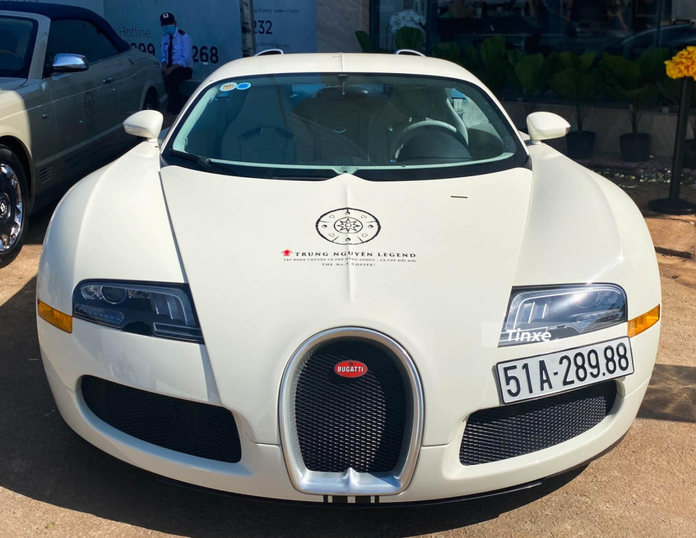 Bugatti Veyron là chiếc xe hypercar đầu tiên đại gia Việt sở hữu