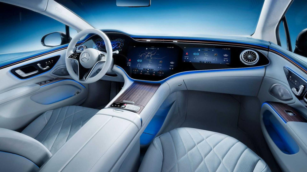 Mercedes EQS 2022 bản cao cấp mới c&oacute;&nbsp;MBUX Hyperscreen