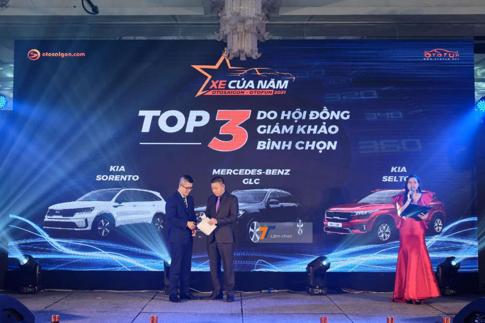 Sau gần 3 tuần tổ chức, chương tr&igrave;nh &ldquo;Xe của năm 2021&rdquo; đ&atilde; ch&iacute;nh thức c&oacute; kết quả chung cuộc.