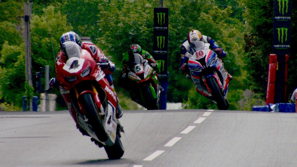 Sự kiện Isle of Man TT 2022 đang rất được tr&ocirc;ng đợi sau 2 năm tr&igrave; ho&atilde;n v&igrave; đại dịch Covid-19