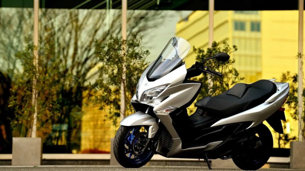 Suzuki Burgman 400 2021