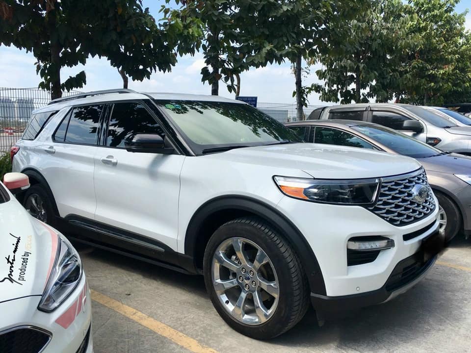 Ford Explorer 2021 đ&atilde; được đại l&yacute; mở cọc.