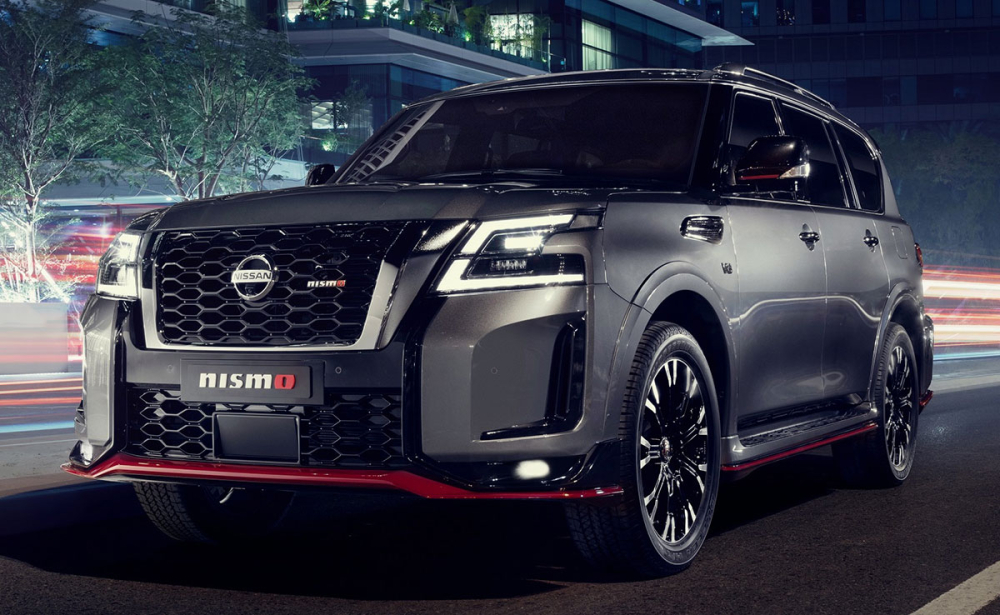 Cận cảnh đầu xe của Nissan Patrol Nismo 2021