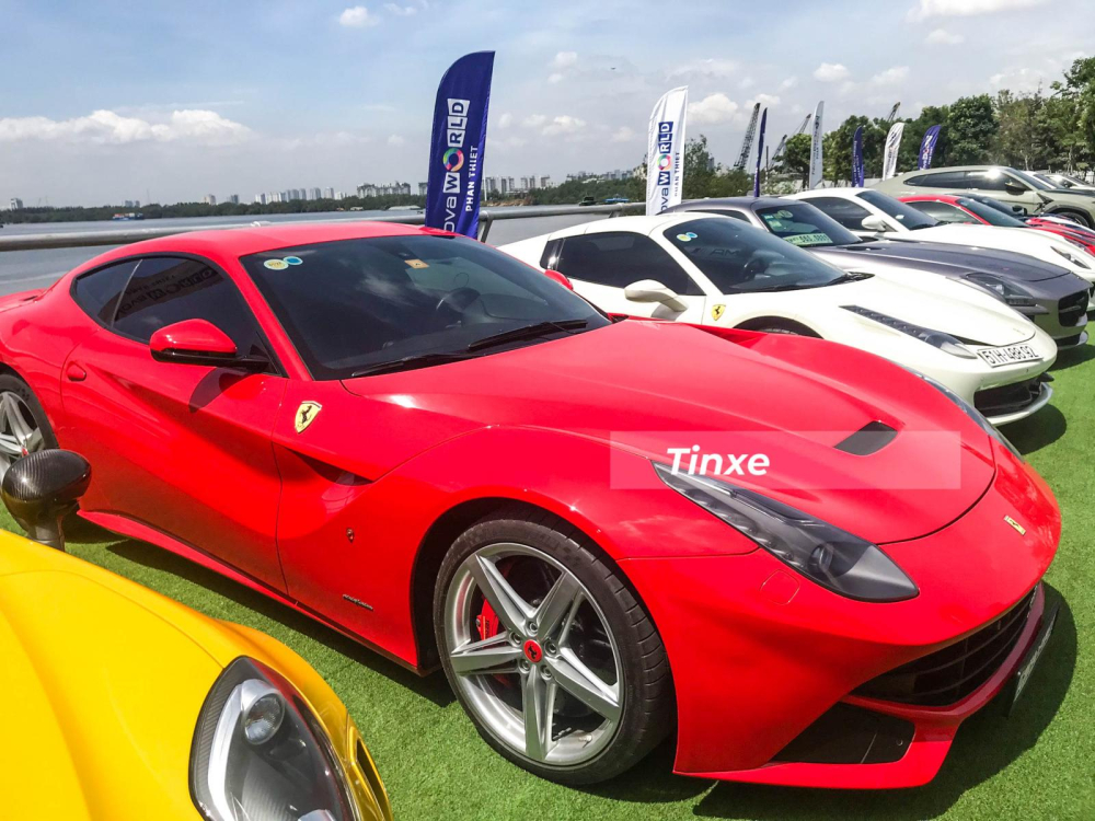 Chiếc siêu xe Ferrari F12 Berlinetta từng thuộc sở hữu của ông Đặng Lê Nguyên Vũ Chiếc siêu xe Ferrari F12 Berlinetta từng thuộc sở hữu của ông Đặng Lê Nguyên Vũ
