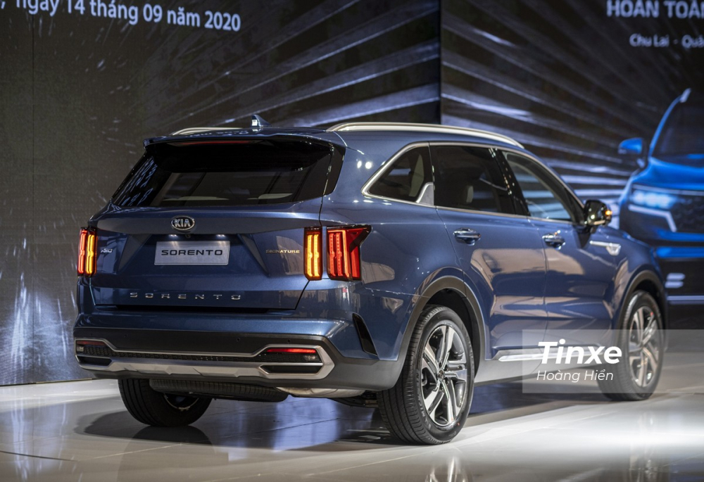 Kia Sorento thế hệ thứ 4 được ra mắt Việt Nam vào ngày 14/9/2020.