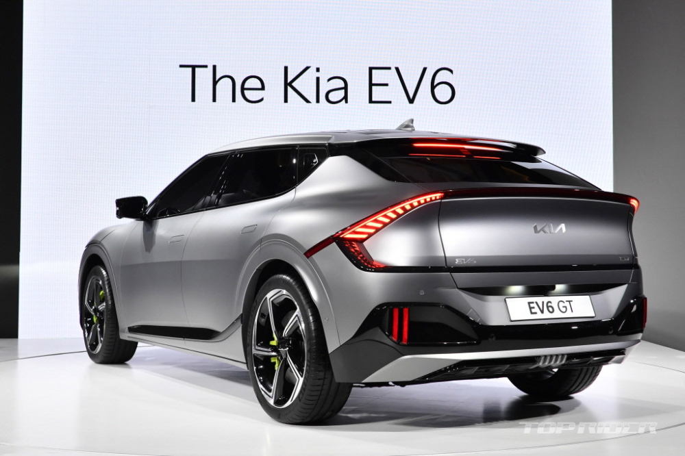 Kia EV6 có thể chạy 100 km sau 4,5 phút sạc