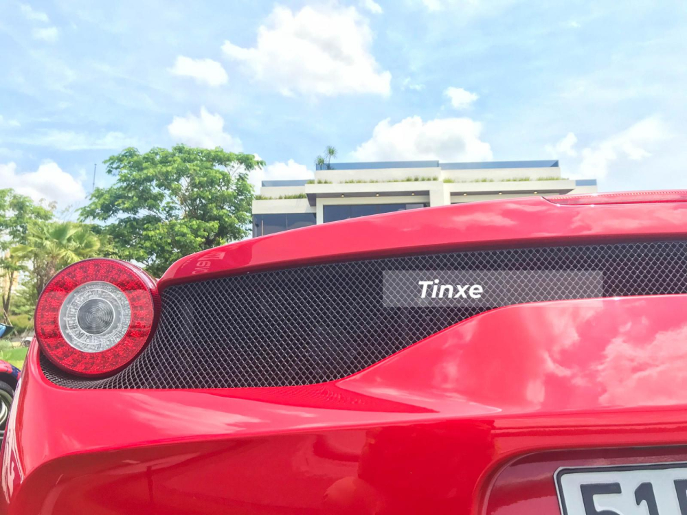Hốc gió đuôi và lưới tản nhiệt của Ferrari 458 Speciale thiết kế lại Hốc gió đuôi và lưới tản nhiệt của Ferrari 458 Speciale thiết kế lại