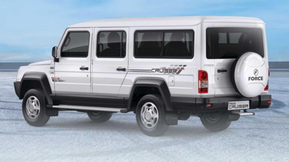 Phía sau của Force Motors Trax Cruiser