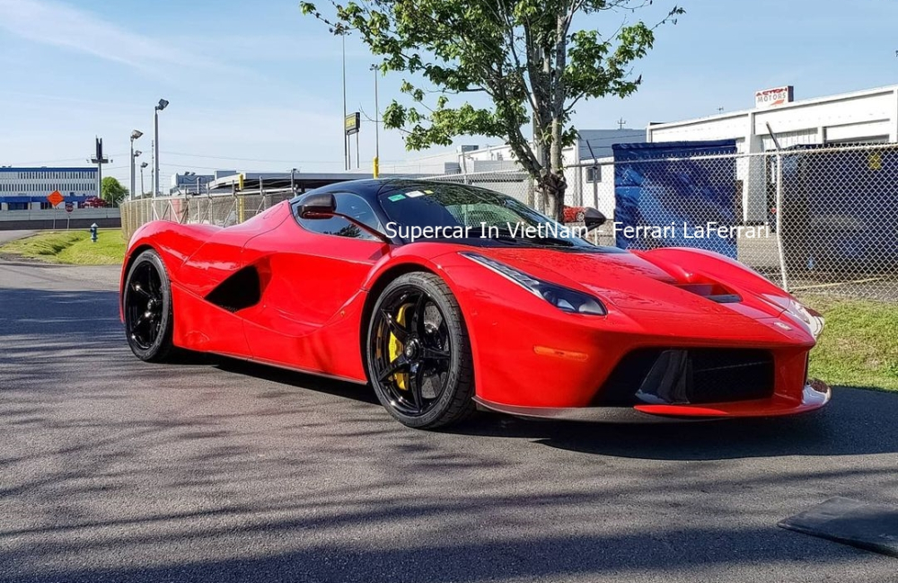 Và Ferrari LaFerrari của doanh nhân Việt hiện sinh sống tại Mỹ