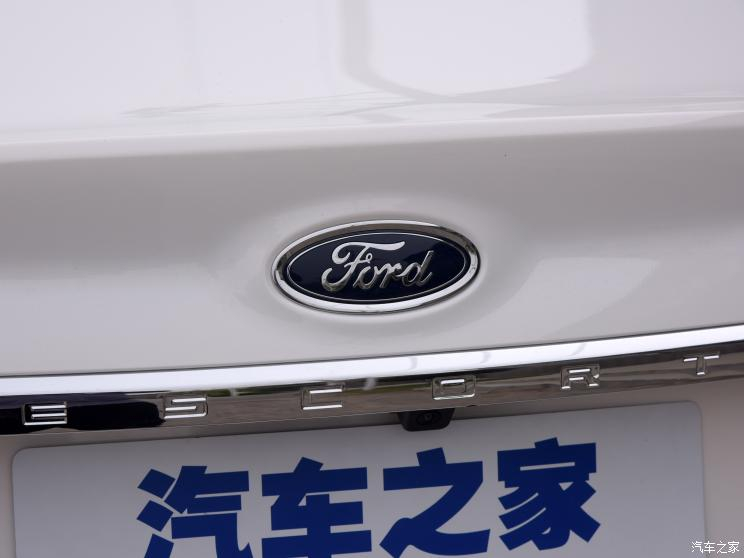 Ford Escort 2021 chưa được công bố giá bán Ford Escort 2021 chưa được công bố giá bán