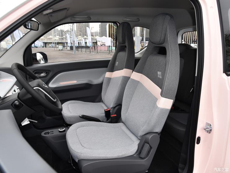 Ghế trước của Wuling Hongguang Mini EV Macaron 2021 Ghế trước của Wuling Hongguang Mini EV Macaron 2021