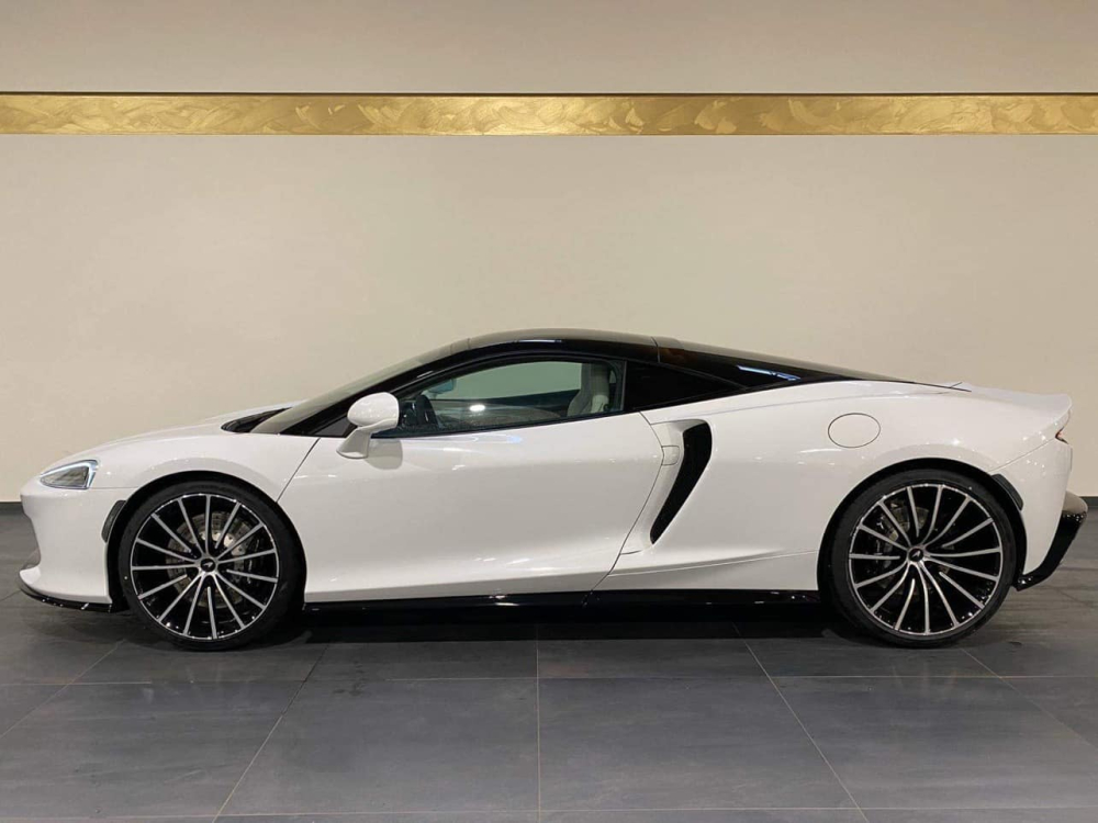 McLaren GT có giá bán dưới 20 tỷ đồng tại Việt Nam McLaren GT có giá bán dưới 20 tỷ đồng tại Việt Nam