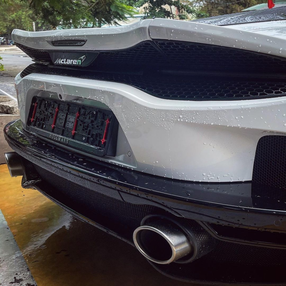 Hình ảnh hiếm hoi về chiếc siêu xe McLaren GT đầu tiên về nước Hình ảnh hiếm hoi về chiếc siêu xe McLaren GT đầu tiên về nước
