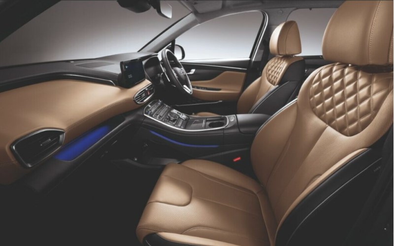 Hyundai Santa Fe 2021 tại Indonesia chỉ d&ugrave;ng m&agrave;n h&igrave;nh trung t&acirc;m 8 inch