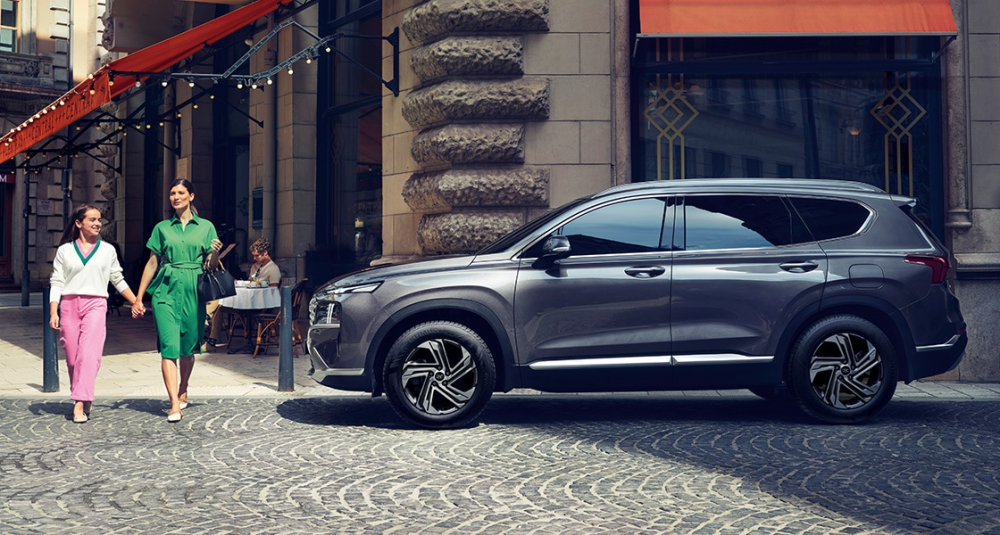 Hyundai Santa Fe 2021 tại Indonesia chỉ d&ugrave;ng v&agrave;nh lớn nhất l&agrave; 18 inch