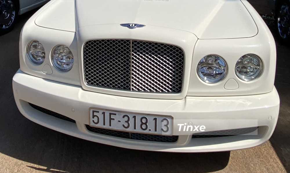 Thiết kế mặt tiền của Bentley Brooklands Coupe