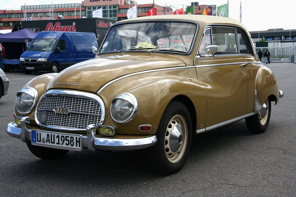 Mẫu xe Auto Union 1000 đánh dấu cho sự trở lại của hãng xe Auto AG. Mẫu xe Auto Union 1000 đánh dấu cho sự trở lại của hãng xe Auto AG.