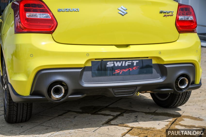 2 ống xả h&igrave;nh tr&ograve;n của Suzuki Swift Sport 2021