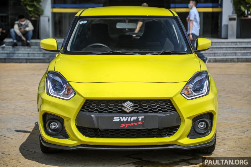 Thiết kế đầu xe của Suzuki Swift Sport 2021