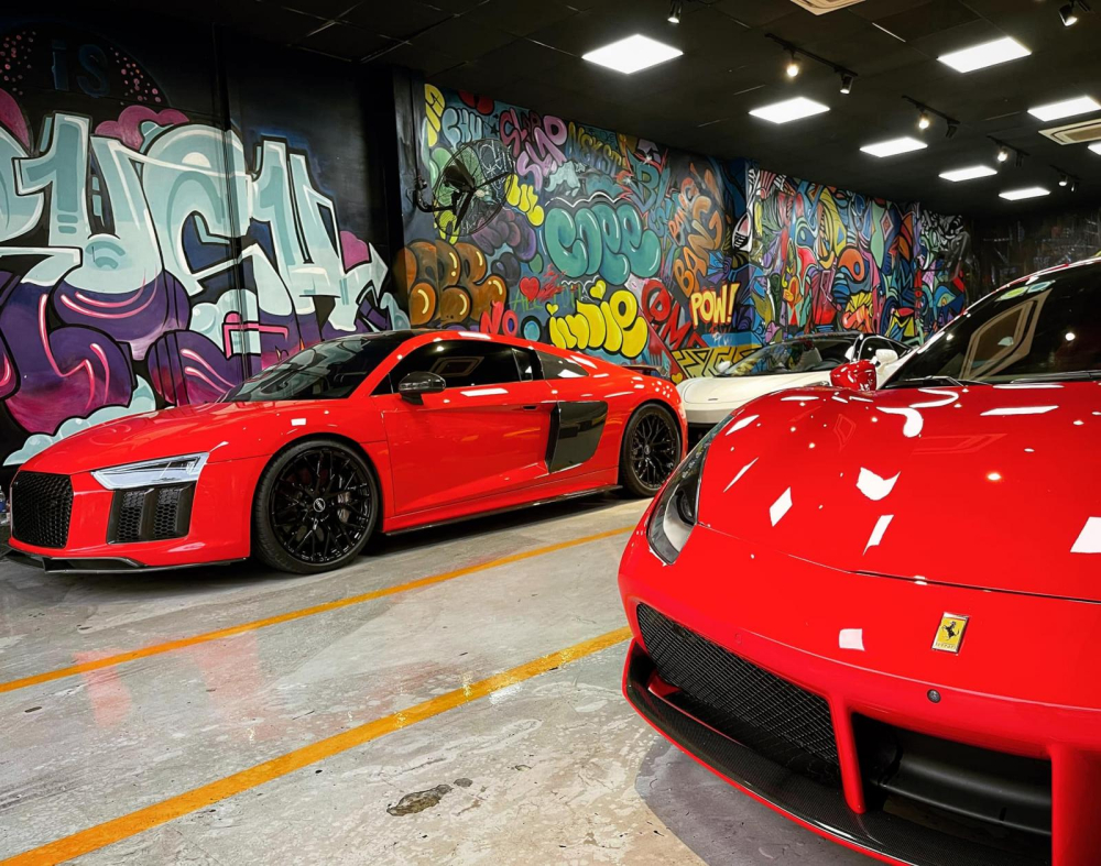 Chiếc siêu xe Audi R8 V10 Plus từng của Đông Nhi đã tìm thấy chủ mới, trong khi chiếc Ferrari 488 GTB mới được Tuấn Hưng bán lại đang có nhiều người quan tâm, tìm hiểu Chiếc siêu xe Audi R8 V10 Plus từng của Đông Nhi đã tìm thấy chủ mới, trong khi chiếc Ferrari 488 GTB mới được Tuấn Hưng bán lại đang có nhiều người quan tâm, tìm hiểu