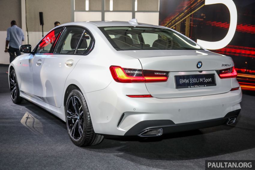BMW 3-Series LWB 2021 có thiết kế khá giống bản thường