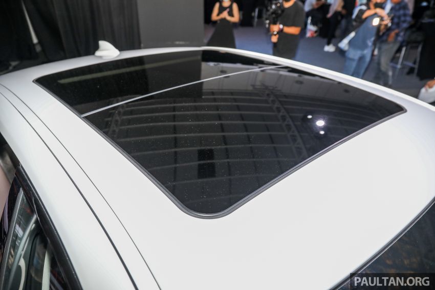 Cửa sổ trời của BMW 3-Series Li 2021