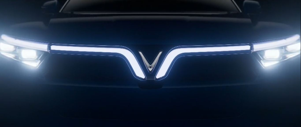 Dải đèn LED trước của VinFast VF e36. Dải đèn LED trước của VinFast VF e36.
