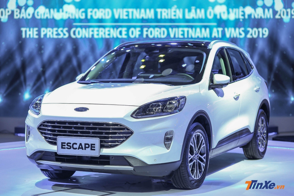 Ford Escape từng xuất hiện tại triển lãm VMS 2019. Ford Escape từng xuất hiện tại triển lãm VMS 2019.