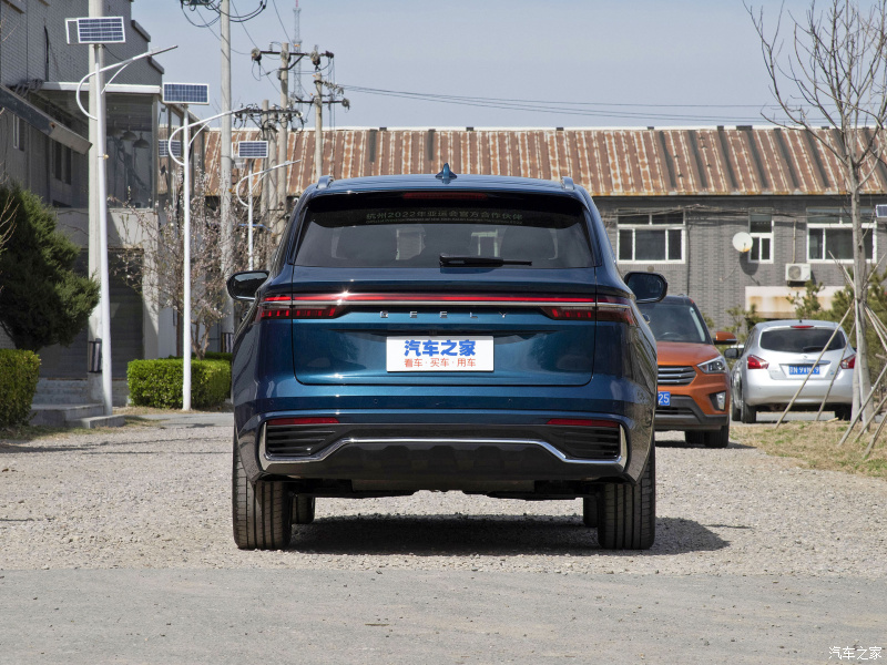Thiết kế đu&ocirc;i xe của Geely Xingyue L 2021