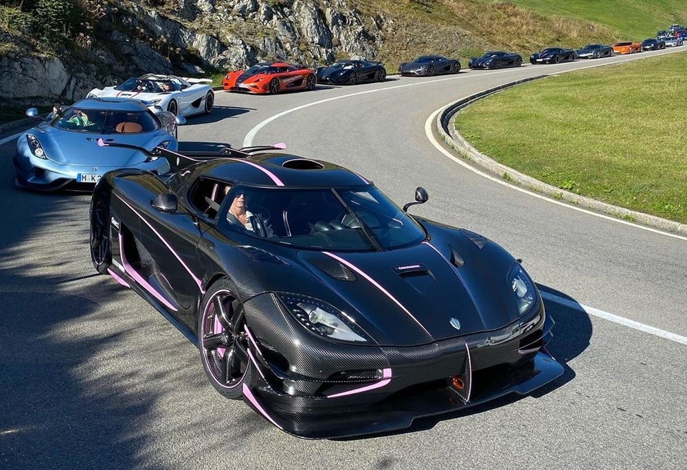 Vì thế nhiều người tin rằng hãng xe Koenigsegg là lựa chọn hàng đầu của Hoàng Kim Khánh