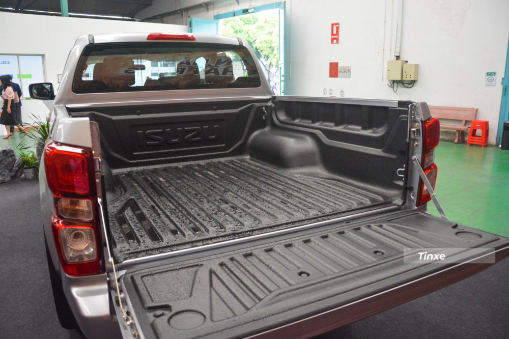 Thùng hàng phía sau Isuzu D-Max 2021 Thùng hàng phía sau Isuzu D-Max 2021