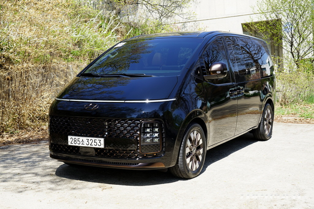 Hyundai Staria 2021 tại H&agrave;n Quốc