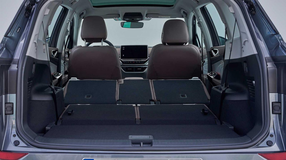 Hai hàng ghế phía sau của Volkswagen ID.6 đều có thể ngả xuống