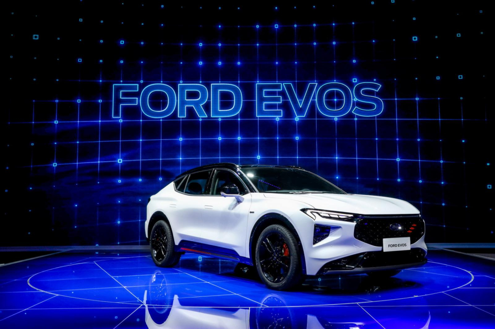 Ford Evos tr&igrave;nh l&agrave;ng tại Trung Quốc
