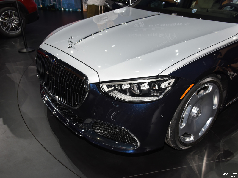 Nắp ca-pô của Mercedes-Maybach S480 2021 Nắp ca-pô của Mercedes-Maybach S480 2021