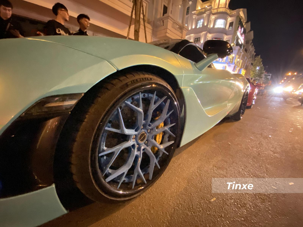 McLaren 720S có hơn 15 chiếc tại Việt Nam