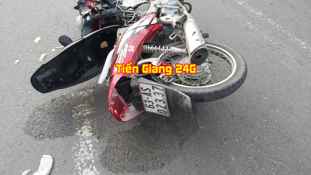 Chiếc xe máy bị hư hỏng nặng